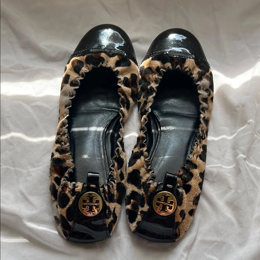 Tory Burch Black and Brown Loafers with Leopard Trim - Picture 2 of 6